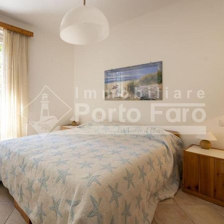2 Pineta - Ampio Quadrilocale Sulla Spiaggia Di Porto Faro Palau Exterior foto
